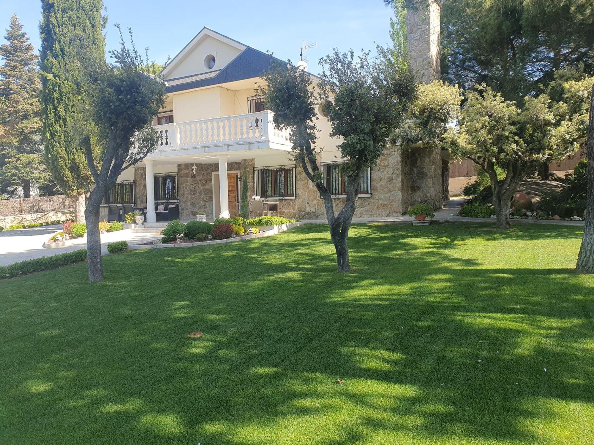 Villa Monika Alpedrete Exterior photo