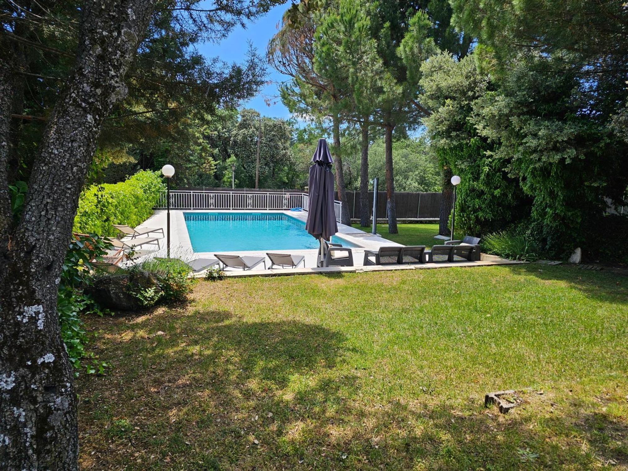 Villa Monika Alpedrete Exterior photo